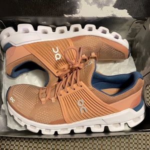 On Cloudswift Blush | Denim W